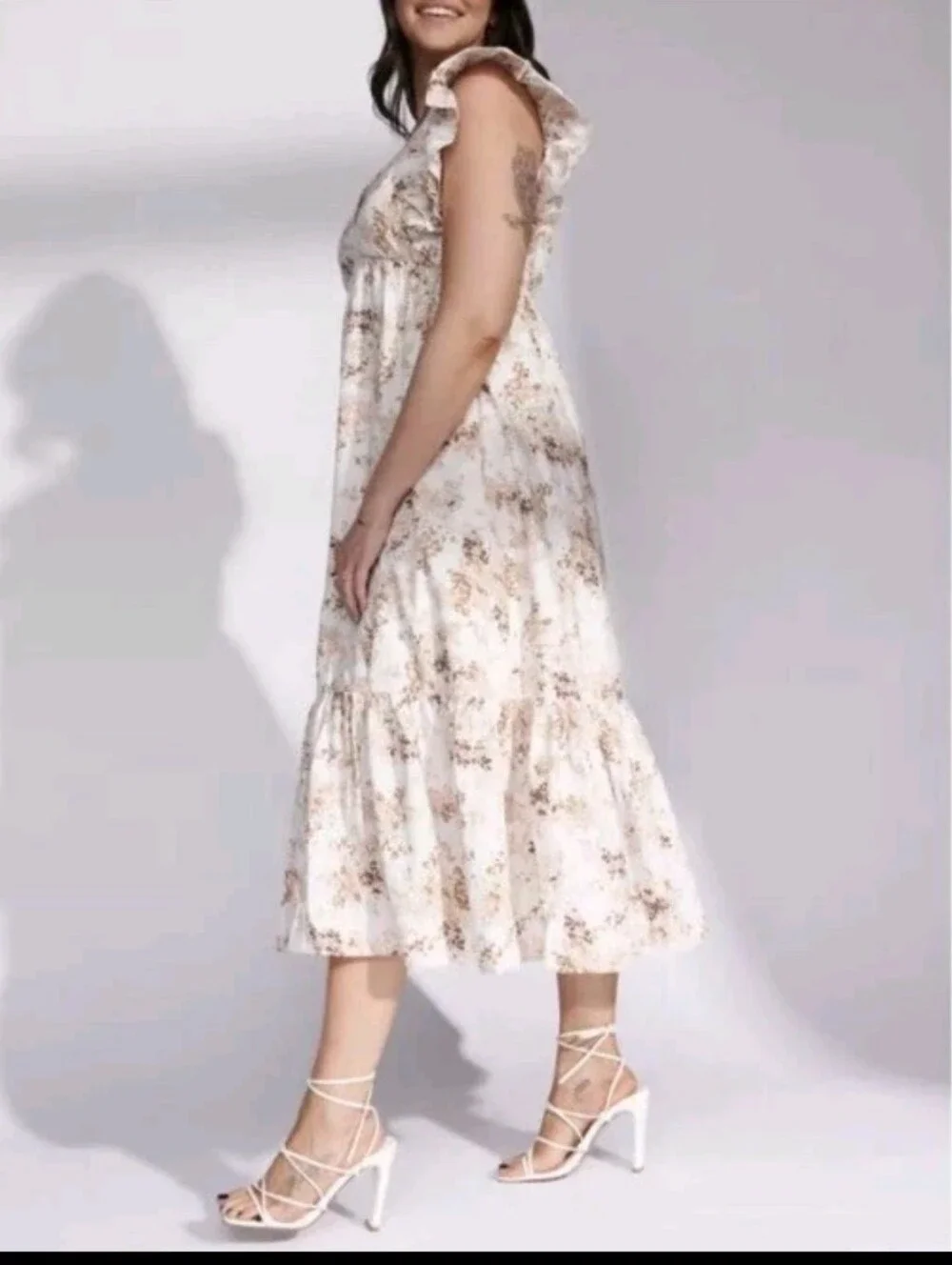 Abercrombie And Fitch Women's White Floral Flutter Tiered Maxi Dress Sz XL